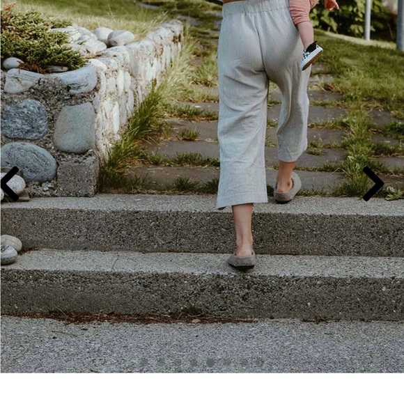 Tova Norwegian wool slippers size 7. - Picture 6 of 12